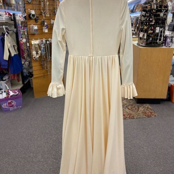 Vintage ivory wedding gown by bianchi Small - Picture 4 of 9